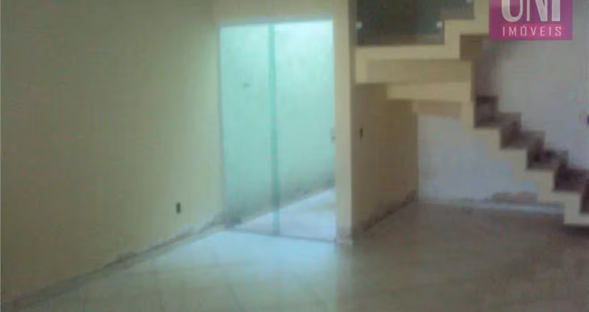 Sobrado com 4 dormitórios à venda, 190 m² por R$ 835.000,00 - Parque das Nações - Santo André/SP
