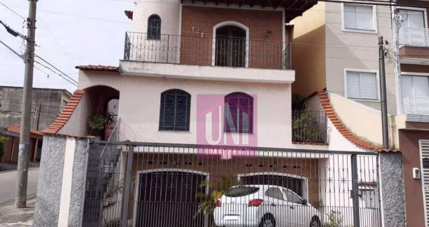Sobrado com 3 dormitórios à venda, 325 m² por R$ 900.000,00 - Vila Camilópolis - Santo André/SP