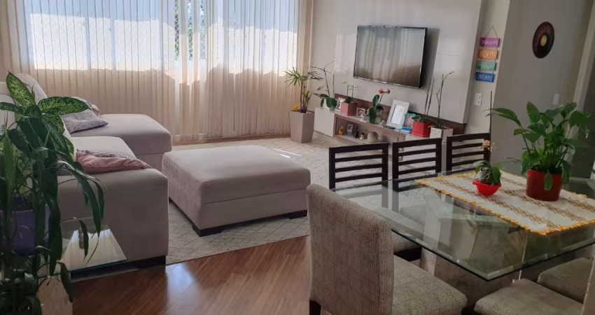 VENDE-SE APTO DE 3 QUARTOS( SUITE COM CLOSET) - AGUA VERDE - R$ 590 MIL