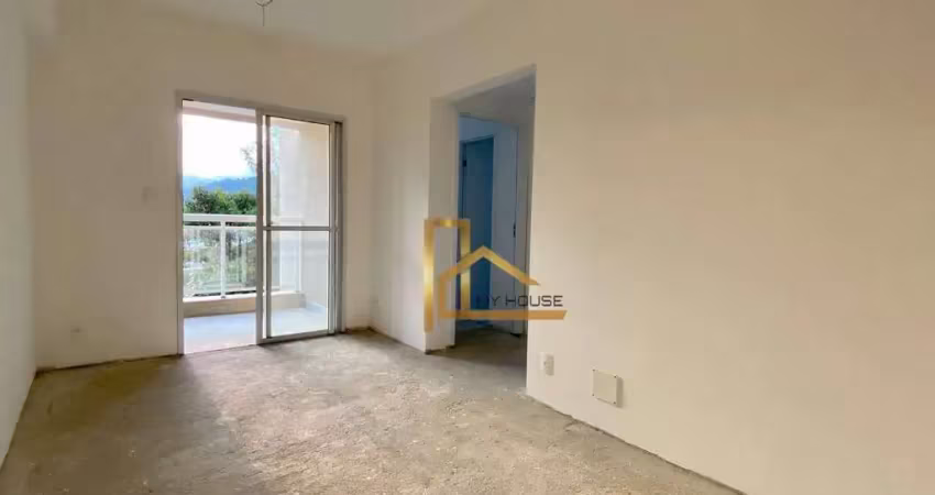 Apartamento de 2 quartos com suíte e varanda em prédio novo com lazer na Várzea em Teresópolis-RJ
