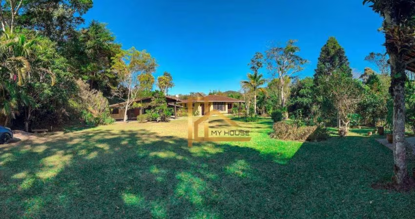 Casa linear com terreno plano de 3.360 m²  - À 25 minutos do centro de Teresópolis