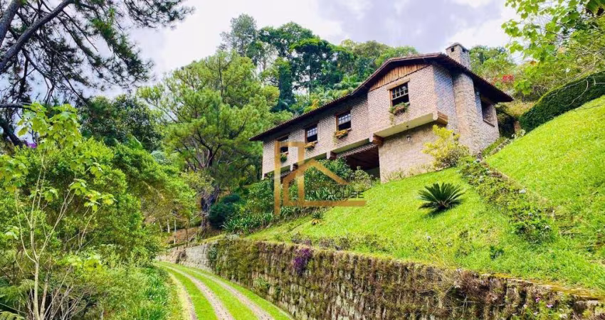 Casa com 7 dormitórios à venda por R$ 890.000 - Parque do Imbui - Teresópolis/RJ