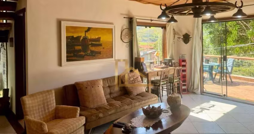 Casa em condomínio no estilo casa de campo com vista para as montanhas,  3 quartos em vargem grande , teresópolis-rj