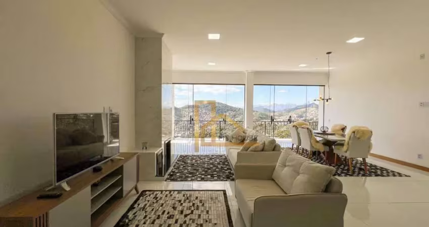 Casa dos sonhos em teresópolis – 4 suítes, área gourmet , piscina e conforto na barra do imbuí