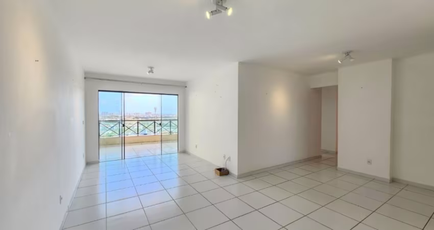 Apartamento com 3 suítes em Candelária