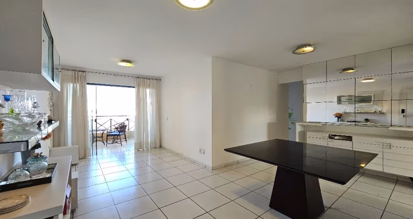 Apartamento com 3 suítes em Candelária