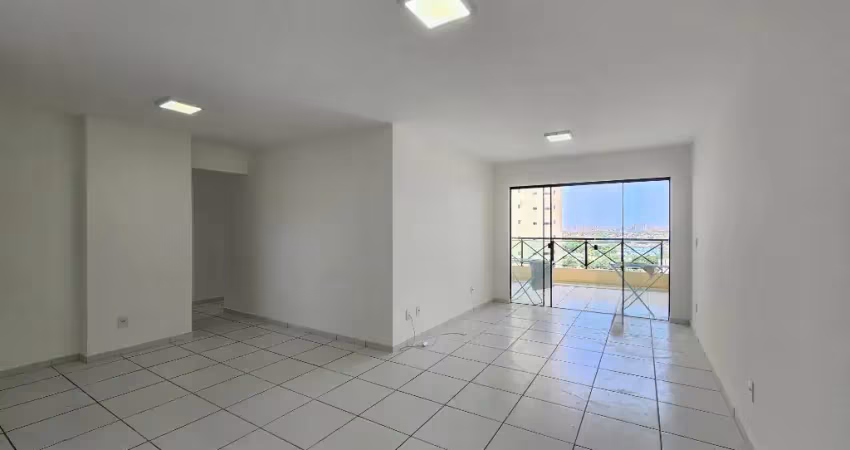 Apartamento com 3 quartos para alugar na Rua Jaguarari, 4985, Candelária, Natal