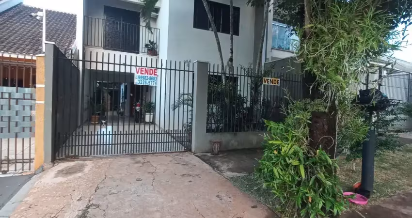 Sobrado c 3 quartos/suíte - Jardim Sumaré em Maringá-Pr