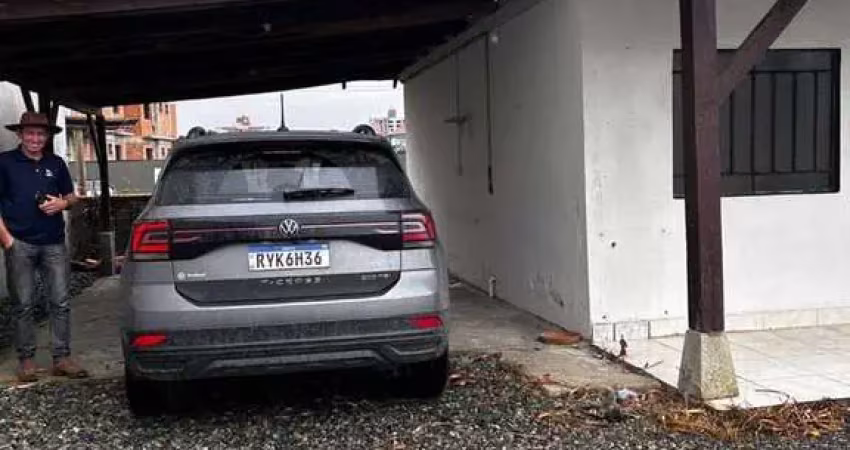 Casa com 1 quarto para alugar na Rua Francisco Schmitz, 566, Gravata, Navegantes