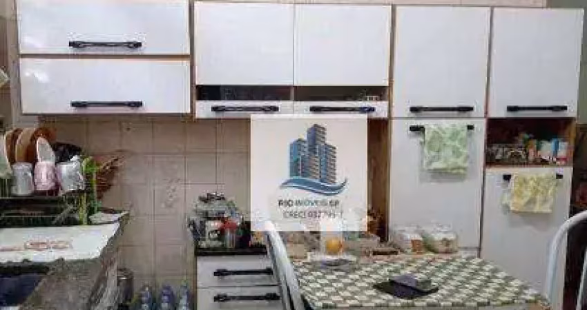 Casa com 3 dormitórios à venda, 220 m² por R$ 690.000,00 - Olímpico - São Caetano do Sul/SP