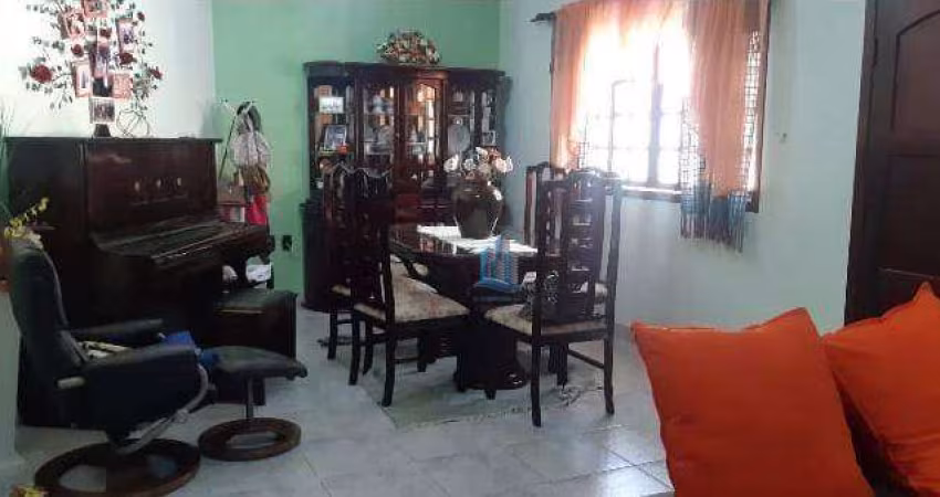 Sobrado com 7 dormitórios à venda, 540 m² por R$ 2.200.000,00 - Santa Maria - Santo André/SP