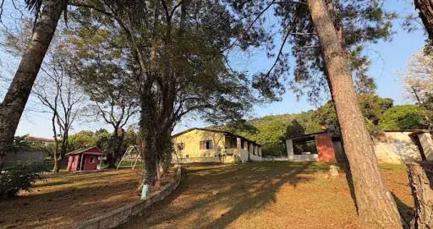 Chácara com 4 dormitórios à venda, 4100 m² por R$ 400.000,00 - Santa Ella - Araçariguama/SP