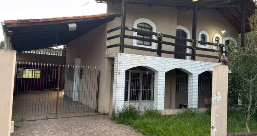 Vendo linda casa em condomínio com 4 dormitórios