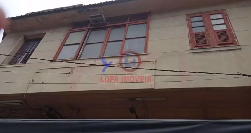 Apartamento com dois dormitórios no bairro do catumbi