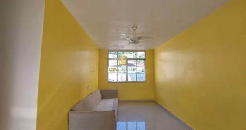 Apartamento três quartos com dependência no centro do Rio de Janeiro