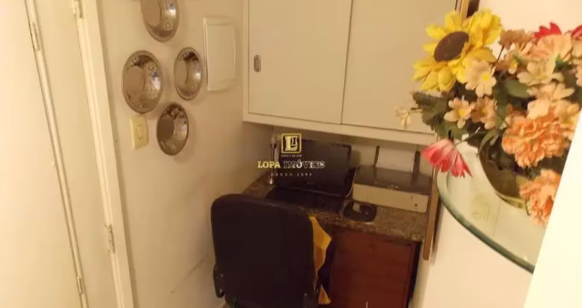 Apartamento reformado e  modificado no flamengo com dois quartos