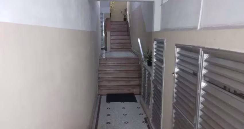Apartamento quarto e sala reformado no catete imperdível!!!