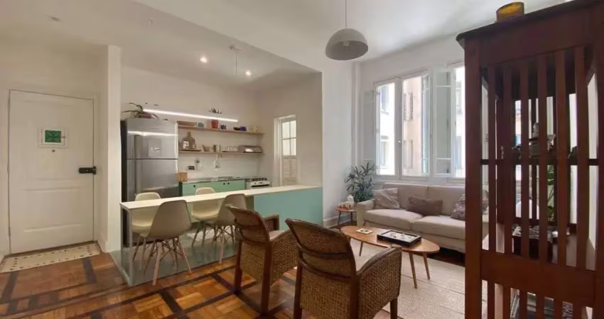 Apartamento reformado e histórico no centro do rio de janeiro
