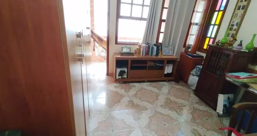 Casa duplex em maracanã rio de janeiro, com quatro quartos com terraço