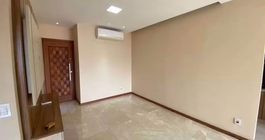 Apartamento de dois quartos reformado + vaga com inquilino mensal de 4.000+ cond
