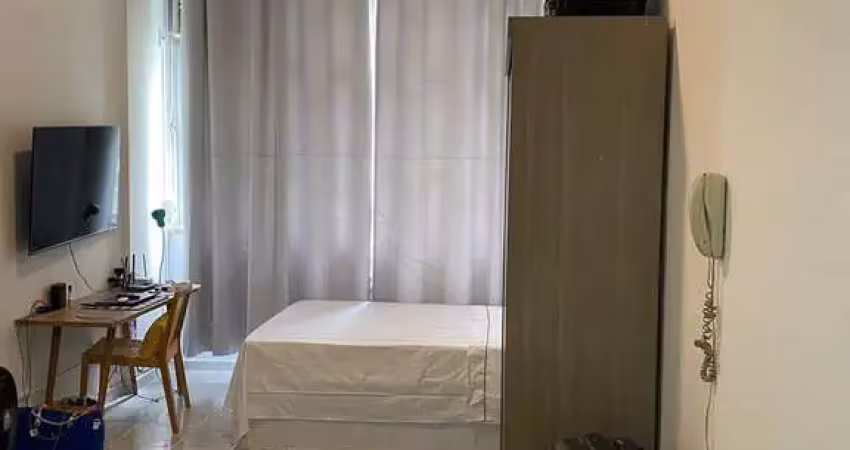 Apartamento reformado pronto para morar ou investir no centro do rio de janeiro