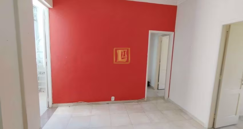 Apartamento de sala dois quartos com área para venda na São Francisco Xavier Rio