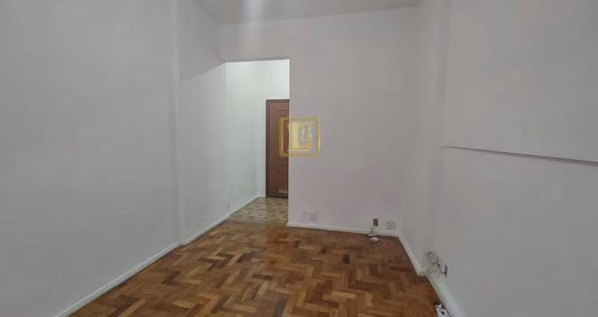 Apartamento de sala quarto no centro