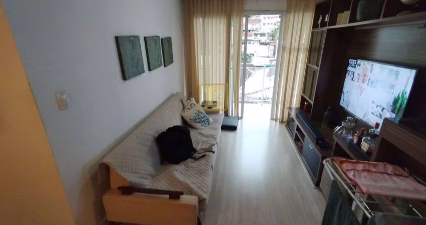 Apartamento Dois Quartos no Condomínio Cores da Lapa
