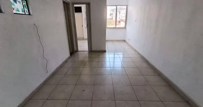 Apartamento de quarto sala cozinha banheiro dependência em centro rio de janeiro