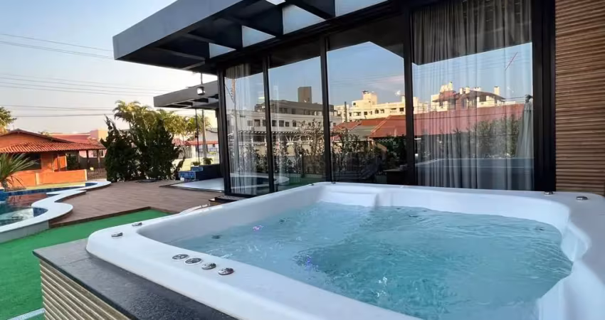 Linda casa Ingleses Condomínio Fechado