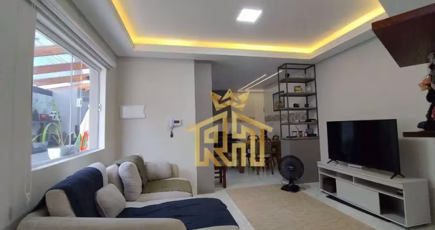 Casa 2 quartos, 2 suítes  no Bairro do Caiçara em Praia Grande- SP