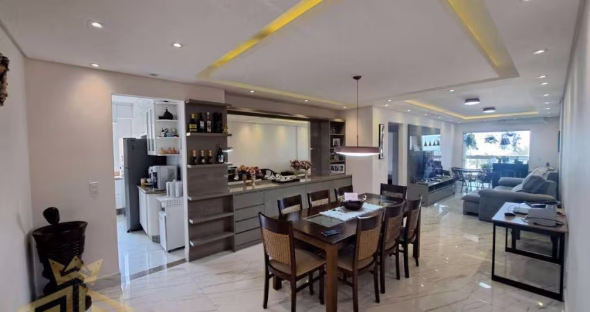 APARTAMENTO FRENTE MAR NO BOQUEIRÃO | 3 DORMITÓRIOS SENDO 2 SUÍTES | SACADA GOURMET | VISTA PANORÂMICA DA PRAIA | 2 VAGAS DEMARCADAS