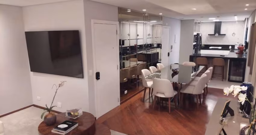 Apartamento com 128m² à venda no Condomínio Júlio Vernes. Localizado no Bairro da Mooca, São Paulo, SP.