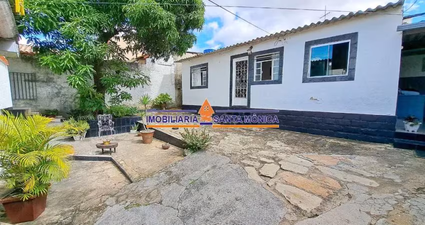 Casa com 7 quartos à venda na Santa Mônica, Belo Horizonte 
