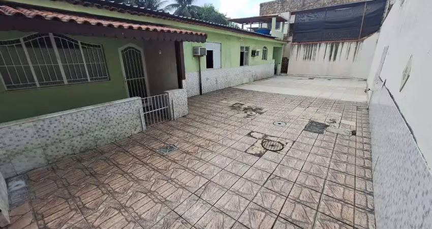 Terreno com 2 casas, centro de nova iguaçu. 5 minutos do top shopping e dutra.