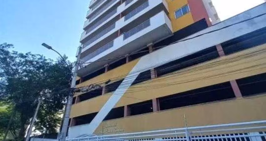 Apartamento a venda com 95m, Na Barão de Tefé. 2 vagas. 25 de Agosto.