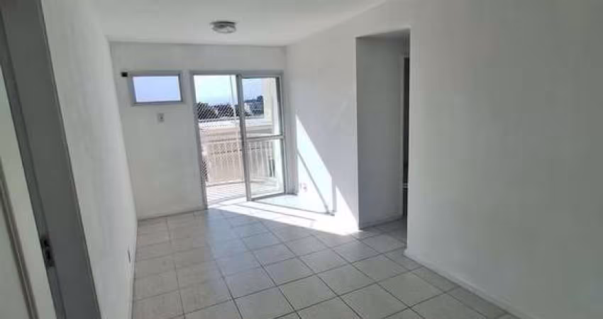 Vila Imperal, Excelente 2 quartos com vaga, Andar alto e vista para piscina.