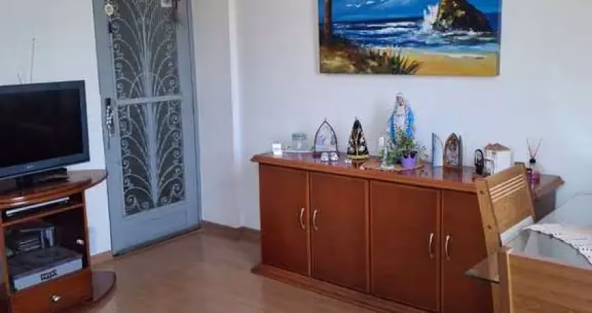 Apartamento no méier a venda com 2 quartos mais dependência de empregada.