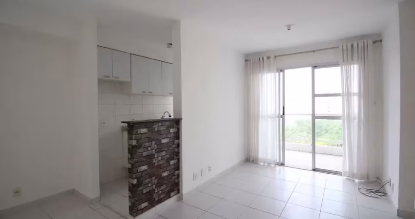 Weekend, apartamento 2 quartos, suíte, boa varanda e 1 vaga. lazer completo.