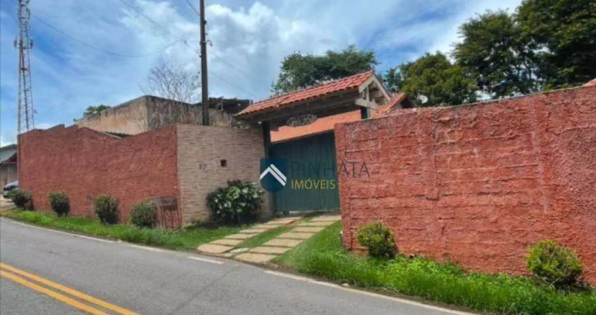 Casa com 3 dormitórios à venda, 465 m² por R$ 900.000,00 - Caixa D'água - Vinhedo/SP