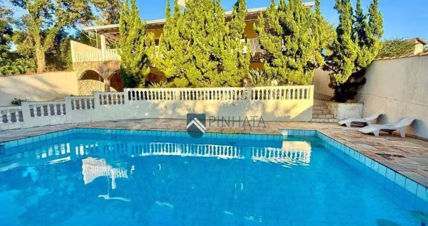 Casa térrea alto padrão com  3 quartos -  piscina aquecida e jacuzzi no condomínio marambaia – vinhedo