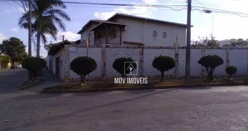 Casa com 3 dormitórios à venda, 260 m² por R$ 1.490.000,00 - Bandeirantes (Pampulha) - Belo Horizonte/MG