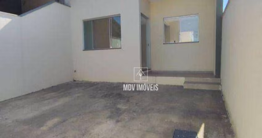 Casa 3 quartos com suite totalmente independente e 2 vagas de garagem !