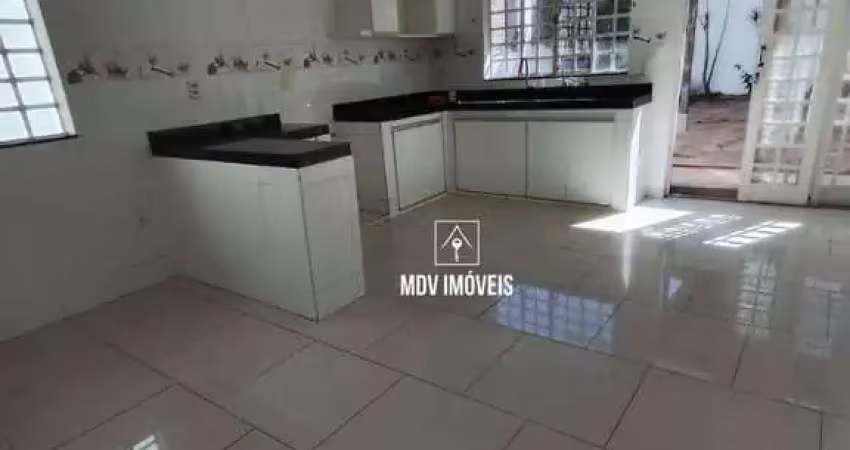 Casa com 3 dormitórios à venda, 120 m² por R$ 630.000 - Aeronautas - Lagoa Santa/MG