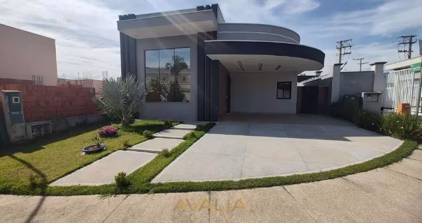 Casa térrea com três suítes e piscina no condominio maria dulce