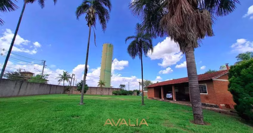 Chácara em condomínio 2780m² com 3 suítes em Indaiatuba/SP