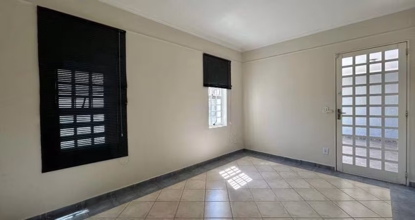 Casa a venda com 3 quartos (1 suíte) no bairro Cidade Nova II - Indaiatuba