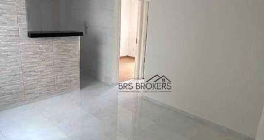Apartamento com 2 dormitórios à venda, 41 m² por R$ 230.000,00 - Água Chata - Guarulhos/SP