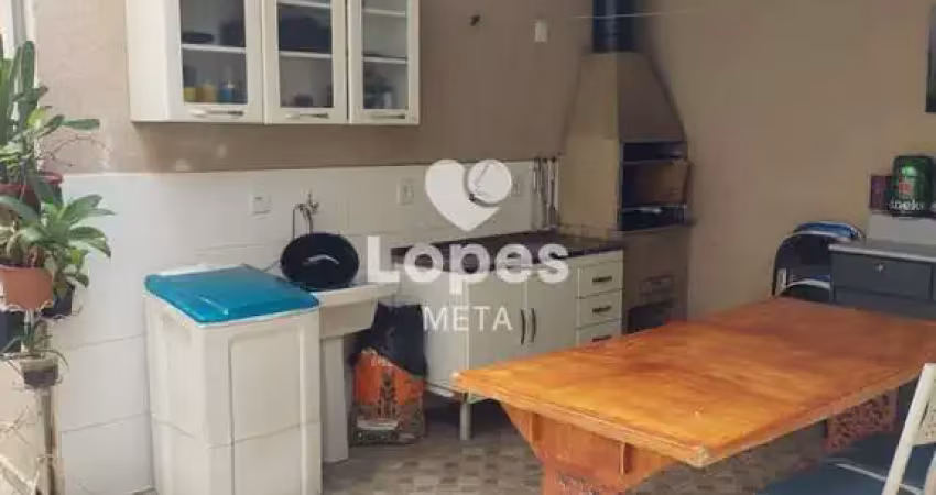 Casa com 3 quartos à venda na Vila Industrial, São José dos Campos 