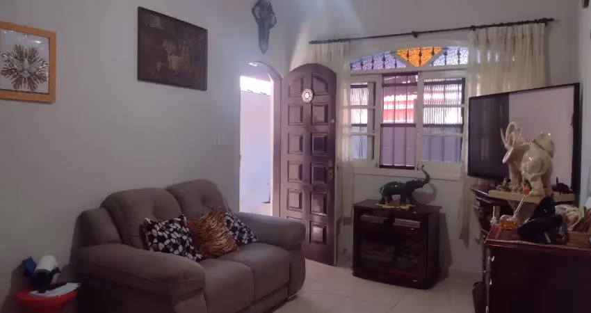 Ótima casa espaçosa no boqueirão com 2 dormitórios e 1 suíte